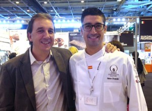 Our contents director, Alberto Ruiz, and Hans Ovando
