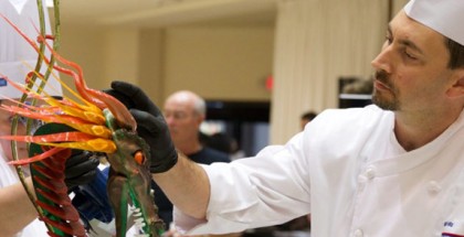 Bill Foltz & Cori Schlemmer working on their showpiece.