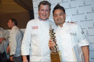 The winner, Onishi, with Nicolas Boussin