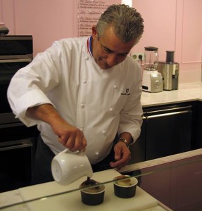 Phillipe Urraca opens a profiterole boutique in Paris