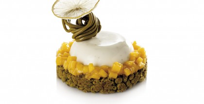 Lime and pistachio tartelette