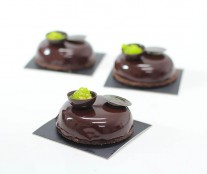 Chocolate tart by Carles Mampel