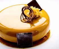 Gianduja entremet by Antonio Bachour