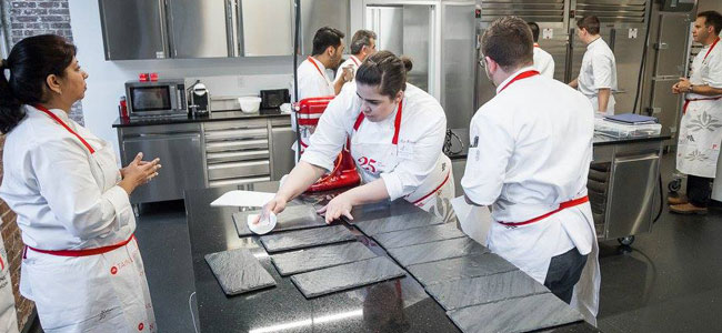 The 2016 season of L’Ecole Valrhona Brooklyn, at the cutting edge of current patisserie