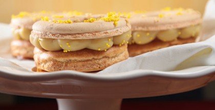 Banana Pudding Macaron Donut