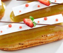 Winning éclair by Karaca