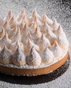 Tarte blanche neige by Thierry Mulhaupt