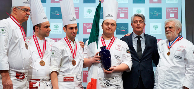 Italian team, winners Coupe du Monde de la Pâtisserie 2015