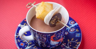 cover Almondine's hot chocolate