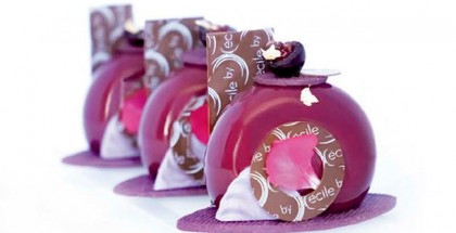 Petits Gateaux by Cécile Farkas