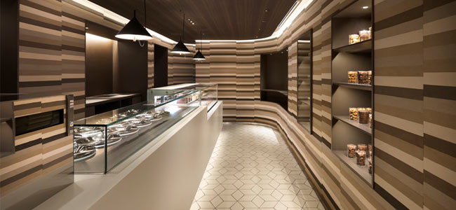 Walking between the “layers of an ice cream cake” at Glace et chocolat by Hideki Kawamura