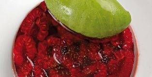 Strawberry aspic