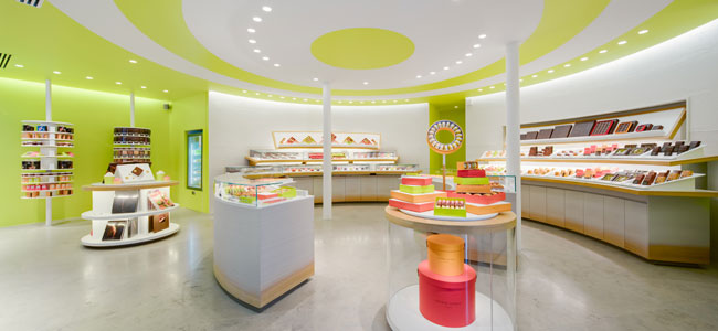 New Pierre Hermé shop in Paris