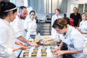 greg mindel and students in course viennoiserie Valrhona brooklyn