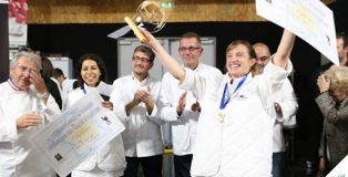 Verónica Bustamante wins France's Ice Sculpture Champion