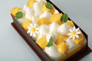 Lemon pastry's Bachour T DESSERT