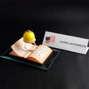 Lachowecki's finger ring pastry queen