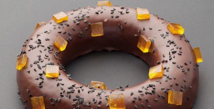 Black sesame financier