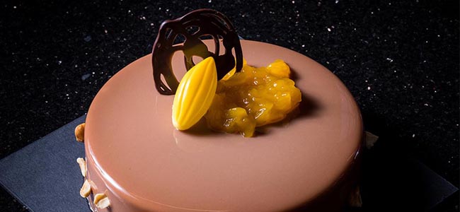 Azelia Exotica Chocolate entremet by Oriol Balaguer