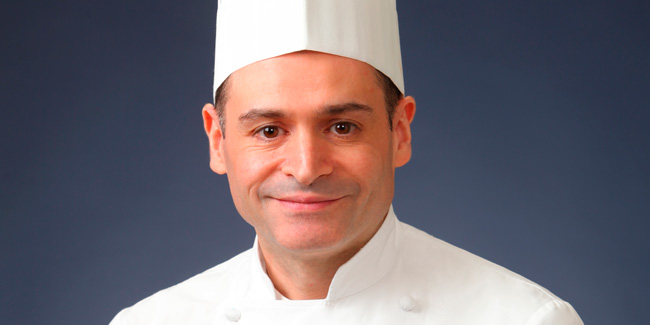 Pascal Cialdella: “my pastries don’t look too complicated, but come with an element of surprise”