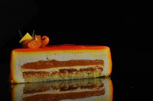 Catalonia cake cut