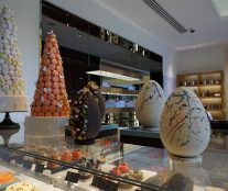 Eggs and macarons by Mandarin Oriental Hotel