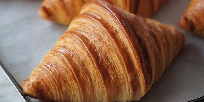 Croissant au beurre