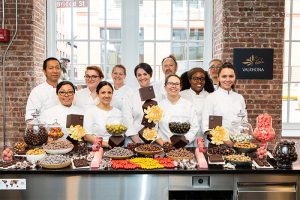 photo group course Derek Poirier at l'École Valrhona Brooklyn