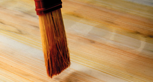 Stripped decoration with cocoa butter