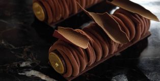 Milk Chocolate Earl Grey Caramel Orange by Yusuke Aoki