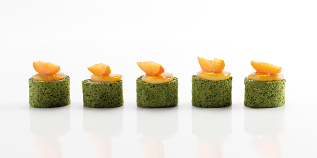 Yann Duytsche’s Matcha tea and apricot ‘Pionono’ sweet snack