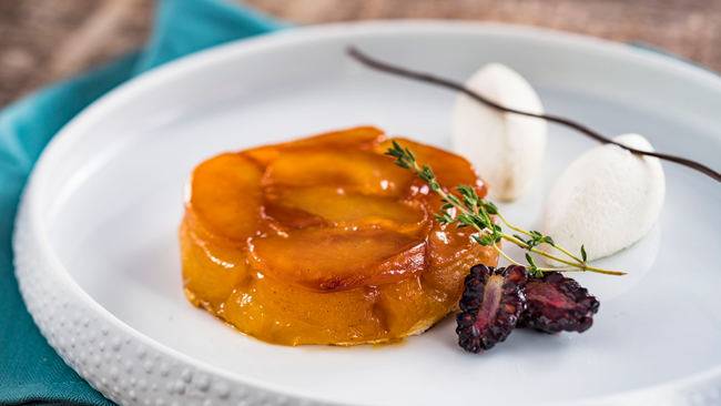 Tart Tatin, vanilla gelato, chantilly and blackberries by Stefan Riemer