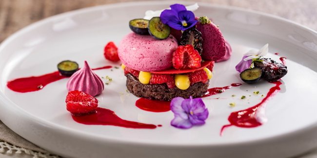 Fruit of the Forest vegan dessert with black currant and hibiscus by Stefan Riemer