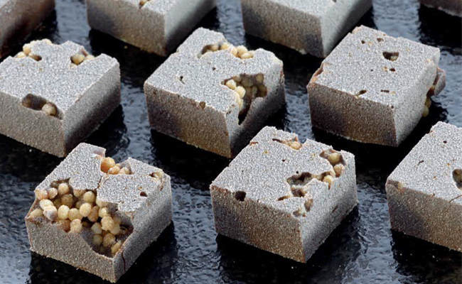 gianduja with black quinoa by Xavi Donnay