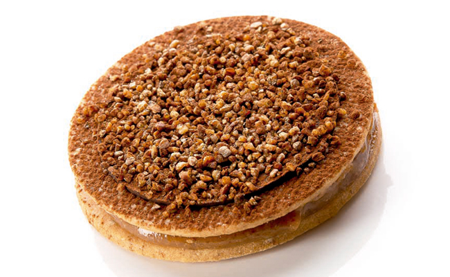 Sobacha Sablé with hazelnut praline. by Yann Menguy