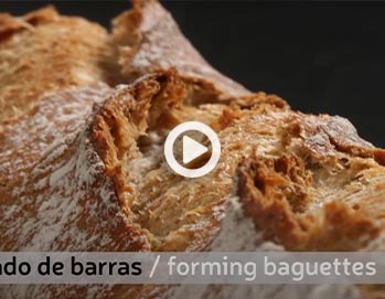 Forming loaves of bread and rounds. Joaquín Llarás ‘True Bread’ videos (1 of 6)