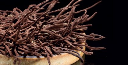 Roots with vanilla sablé dough and baked almond and chocolate cream by Paco Torreblanca