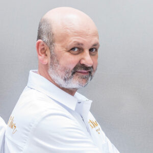 Chef Éric Ortuño