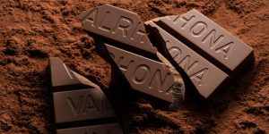 Amatika 46% by Valrhona