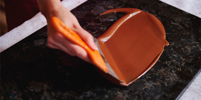 Tempering chocolate