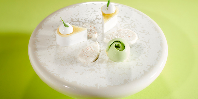 Apple from Montois and coconut plated dessert by Pierre-Jean Quinonero, professional CFD winner