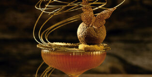 Cocktail with a dessert