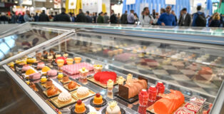 Pastry display at Sigep 2023