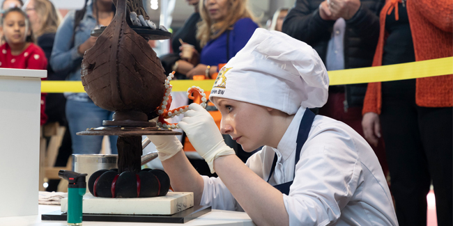 Lots of ice cream, coffee, and pastry at Gelatissimo 2024