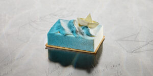 Cake Sailing in a dream with blueberries and lemon by Nicolas Nikolakopoulos